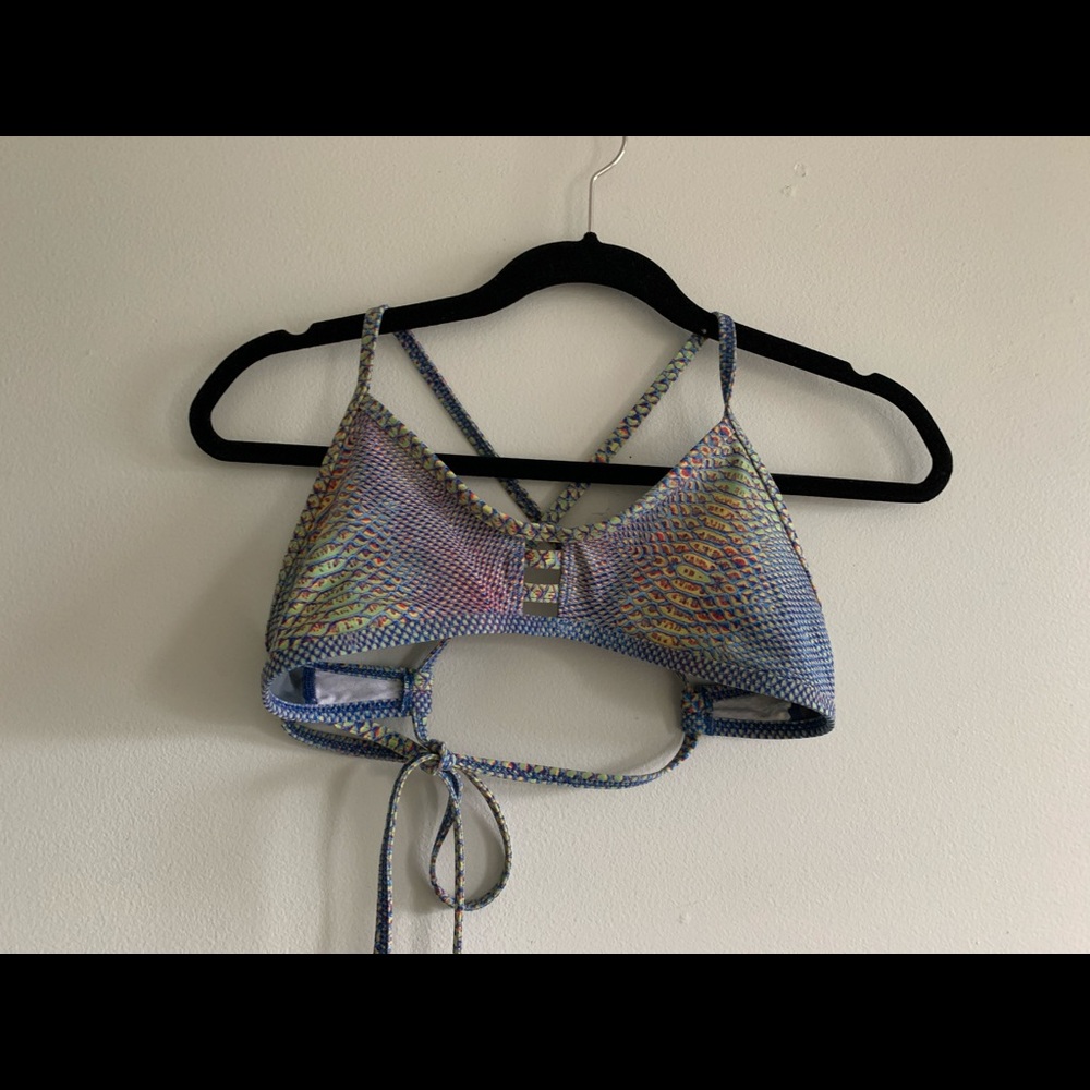Jolyn tomcat bikini top